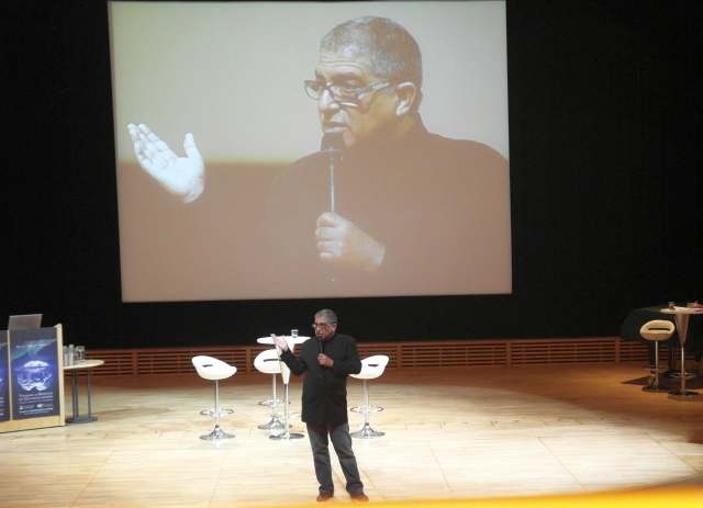 Toward a Science of  Consciousness TSC Stockholm maj 2011 Deepak Chopra